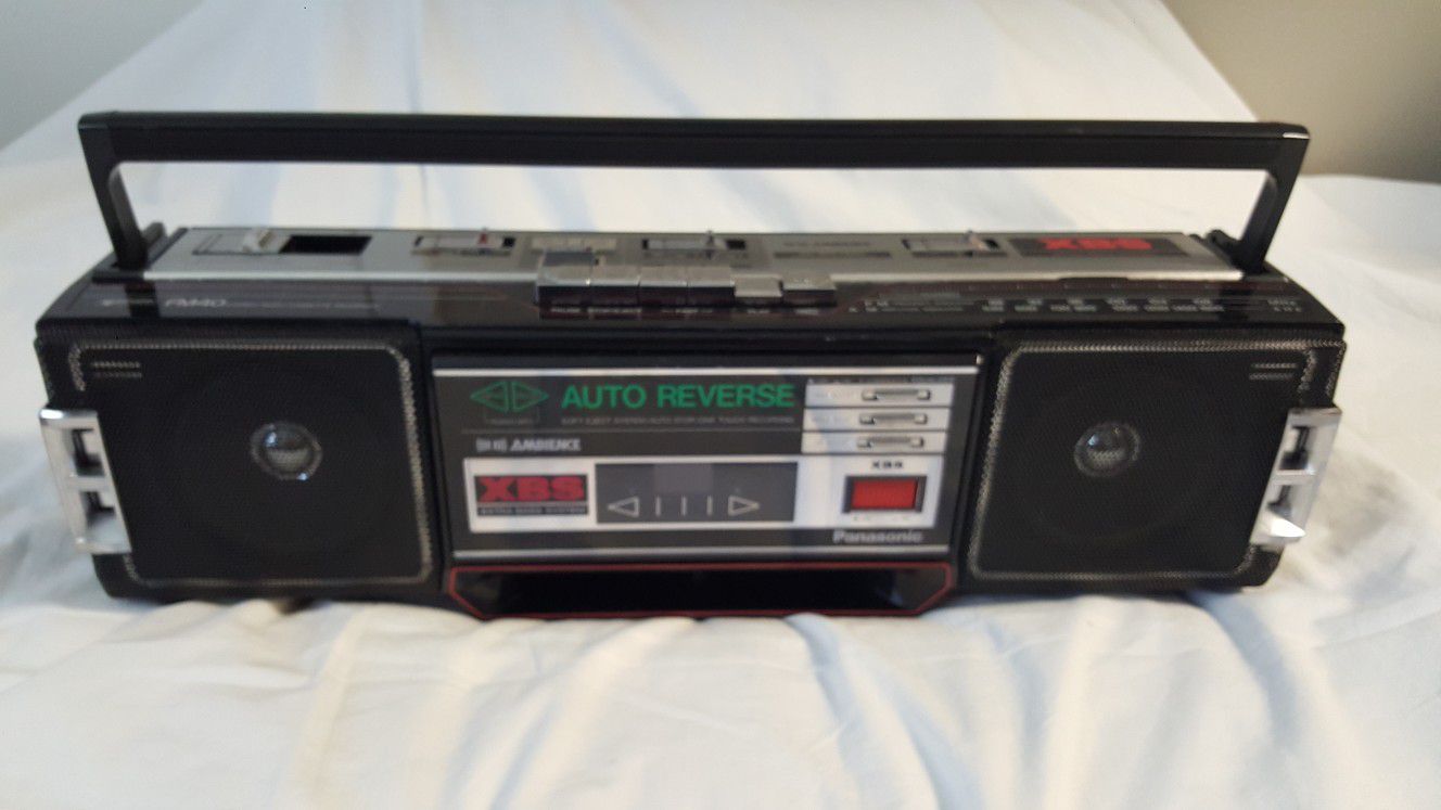 Panasonic FM 40 radio with cassette player