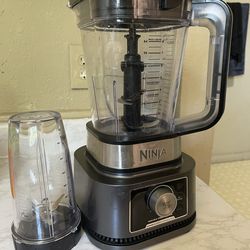 Ninja juicer machine