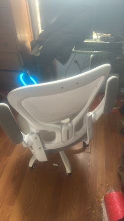 White Gaming Chair 