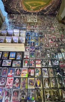 Large Mixed Sports Trading Card Lot
