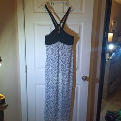 Women's Dress Small