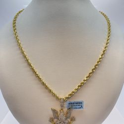 Gold Chain With Eagle Pendant New