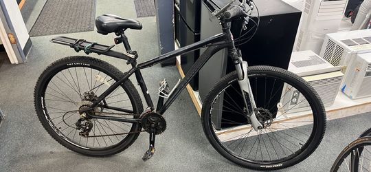Schwinn bike (1853)