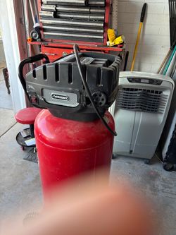 Husky 33 gallon air compressor