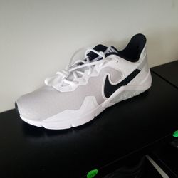 Nike Essentials Sneakers Size 9.5 , 10.5 