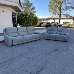 🩶 Gray 2-Piece Power Reclining Sofa Set – Living Spaces ($10 Delivery)