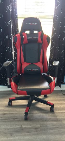 GAMING CHAIR