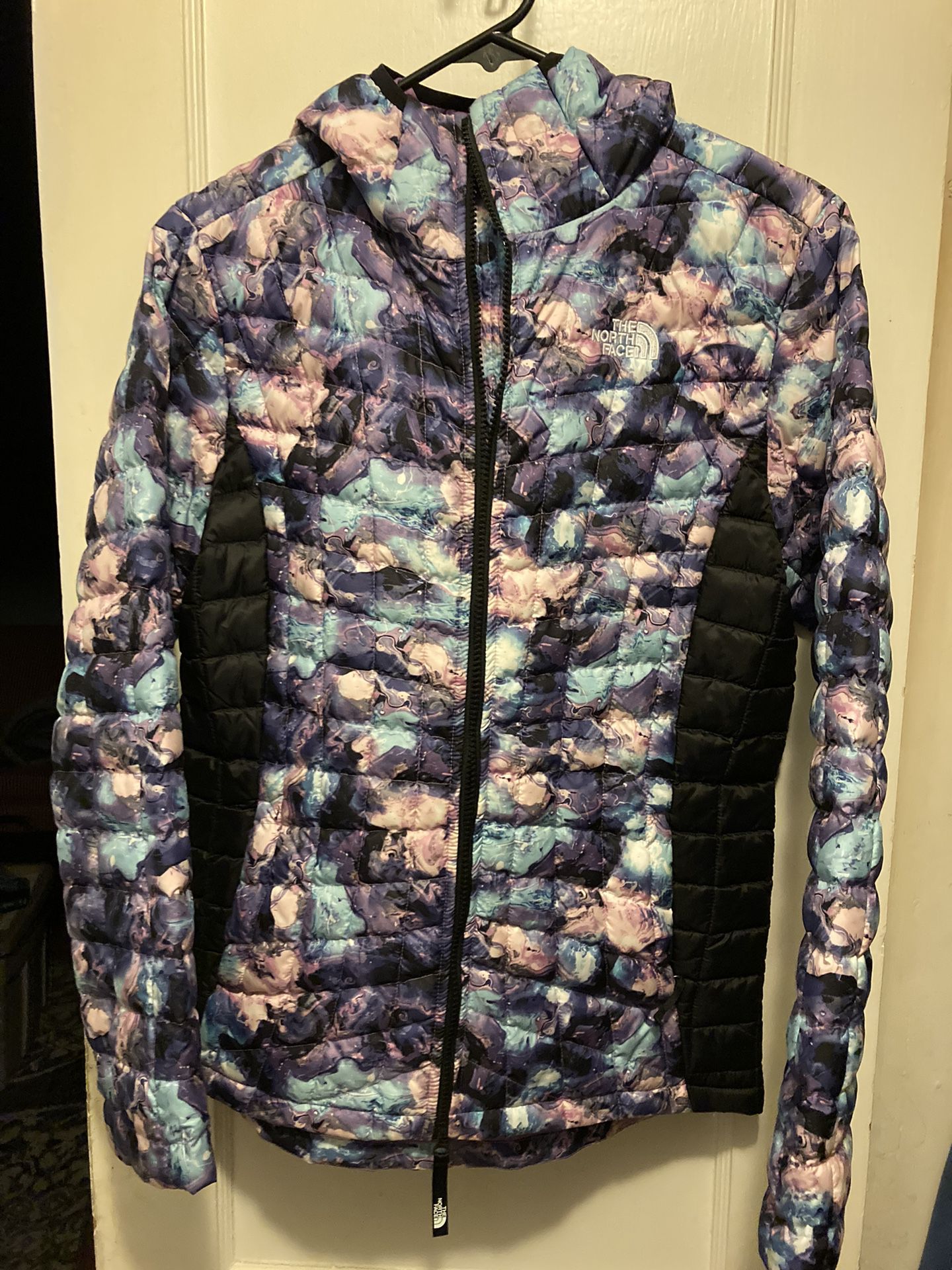 The North Face Thermoball Girls Parka