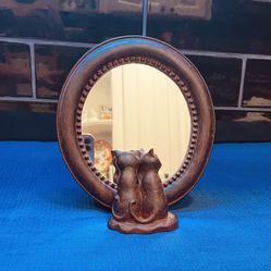 Adorable And Vintage Oval Mirror With Two Cats Looking At Themselves! 
