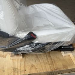 Tesla Model 3 & Y driver seat