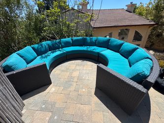 Crate and Barrel Round Outdoor sectional Sunbrella Cushions