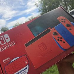 Nintendo Switch (Mario Edition)
