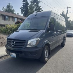 2018 Mercedes-Benz Sprinter 2500