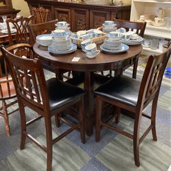 Round High Top Table W/ 4 Stools