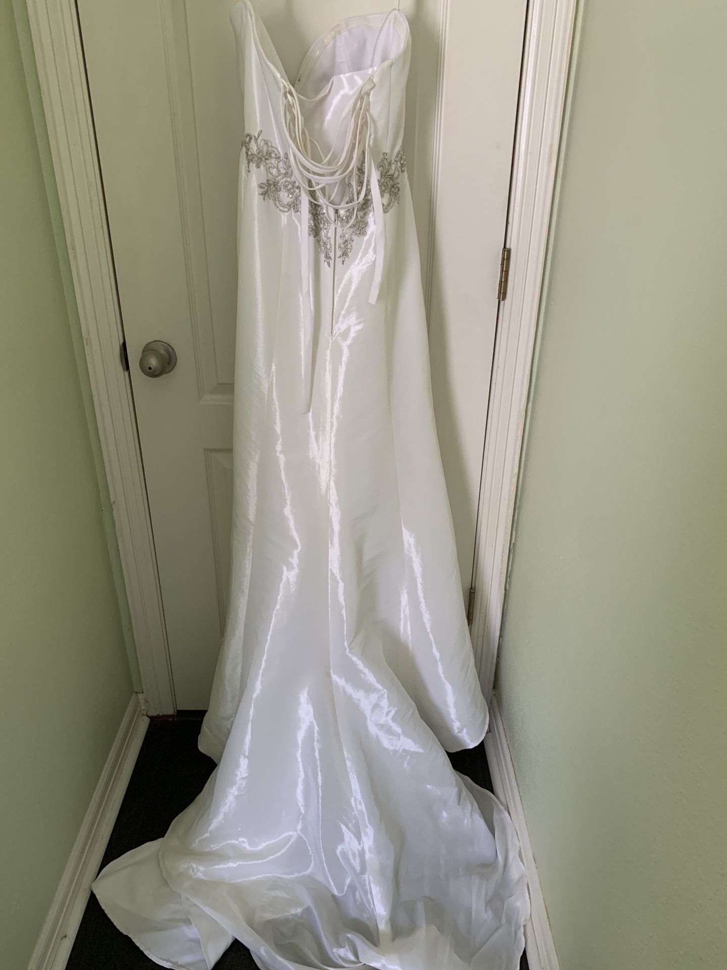 Davids Bridal Wedding Dress Size 8