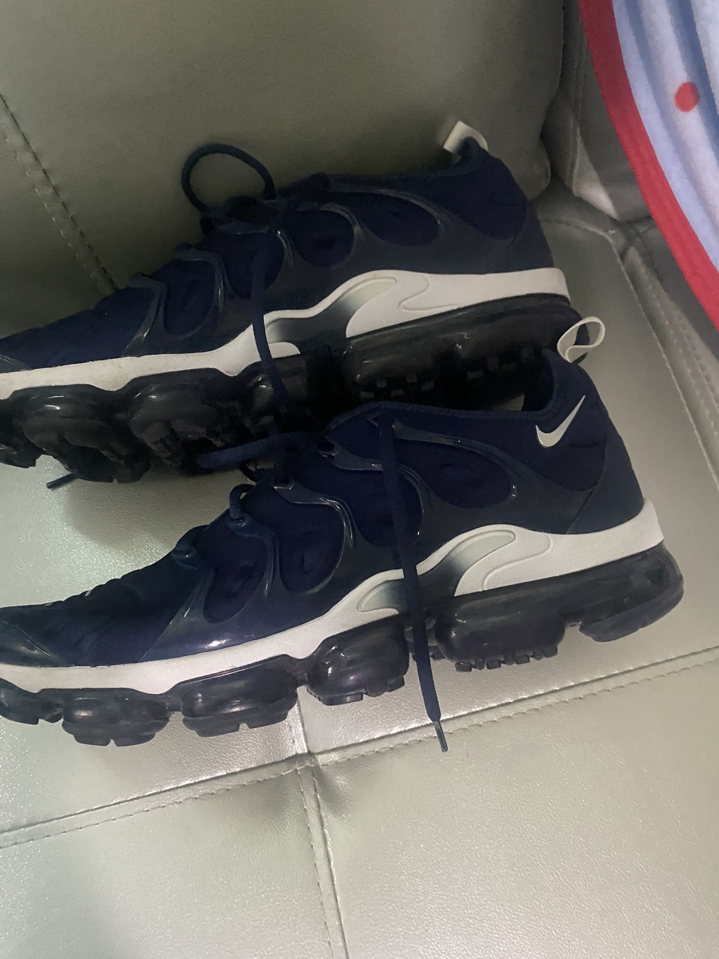 Nike Air Vapor Max Plus Size 12