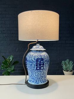 Vintage Chinese Double Happiness Jar Porcelain Table Lamp, c.1960’s
Delivery Available