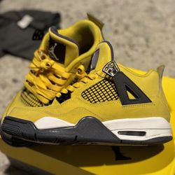 Jordan Retro 4 ( Lightnings)