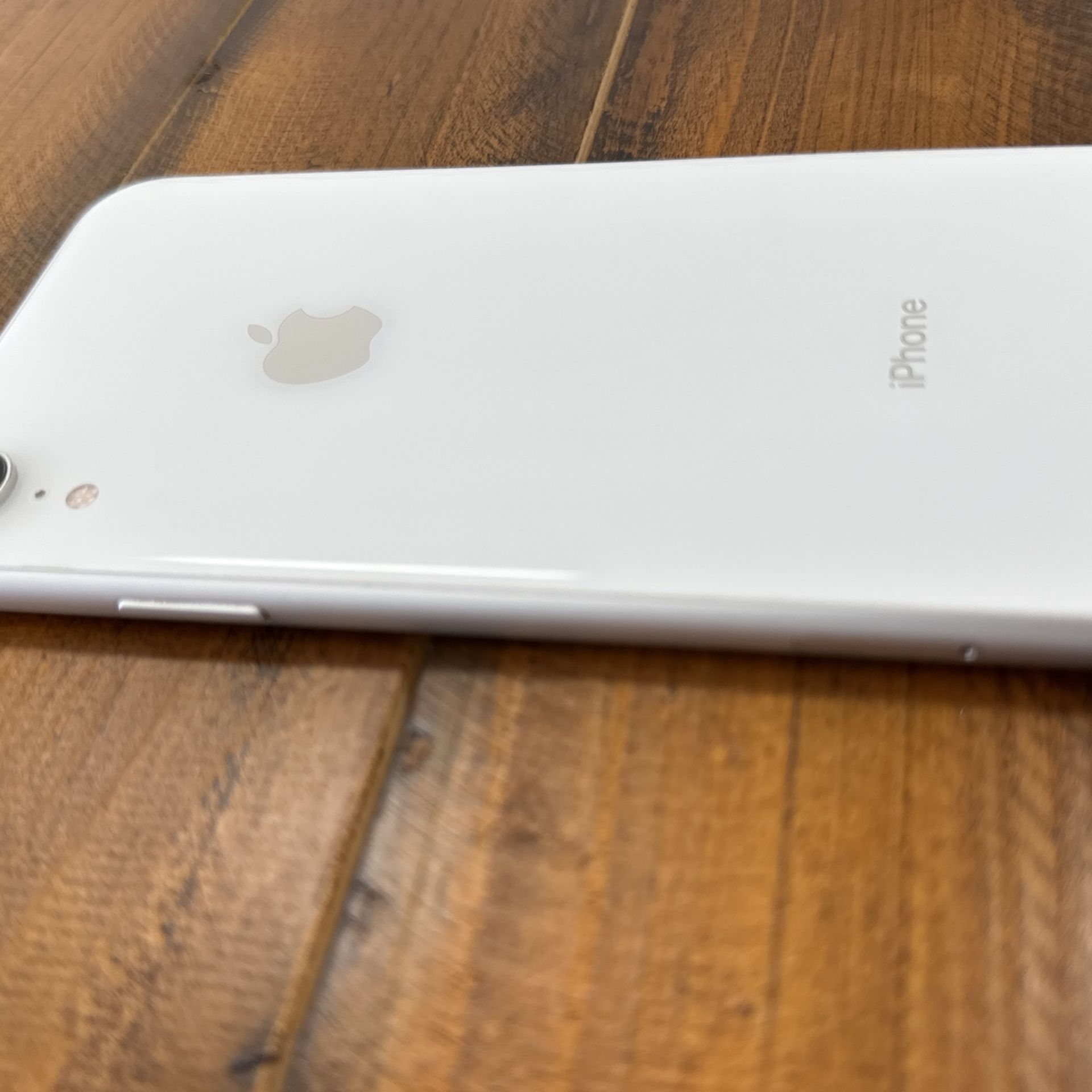 iPhone XR for Sale in Victorville, CA OfferUp