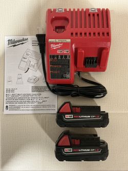 Milwaukee. M18 Lithium Ion (2) CP 1.5Ah Starter Kit.