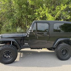 2006 JEEP WRANGLER LJ UNLIMITED 6 SPEED MANUAL* COLUMBIA EDITION *FL  *ONLY 136,000 MILES  *CLEAN FLORIDA TITLE*  *CLEAN CARFAX*  COLLECTOR JEEP *ONLY
