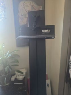 Soho (urban artist) studio easel