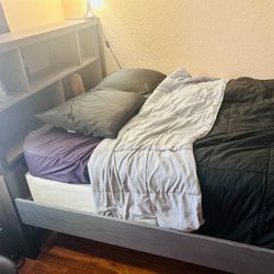 Bed Set Full Size With Boxspring!!!