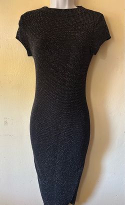 Black short-sleeved fitted dress with a glossy finish, size L