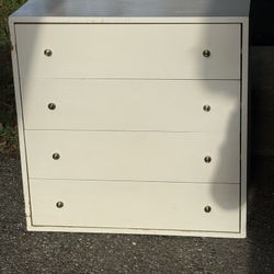 (4)  Drawer Dresser