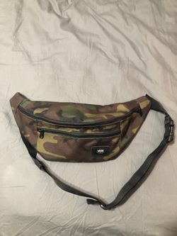 Vans cross body pack