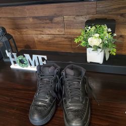 Nike Tennis Shoes 