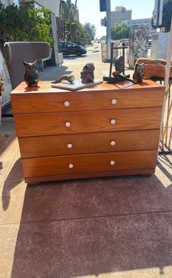 Mid Century solid tea, Mengel furniture