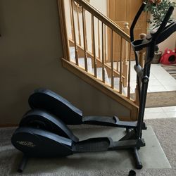 NordicTrack (Elliptical) Ellipse E7