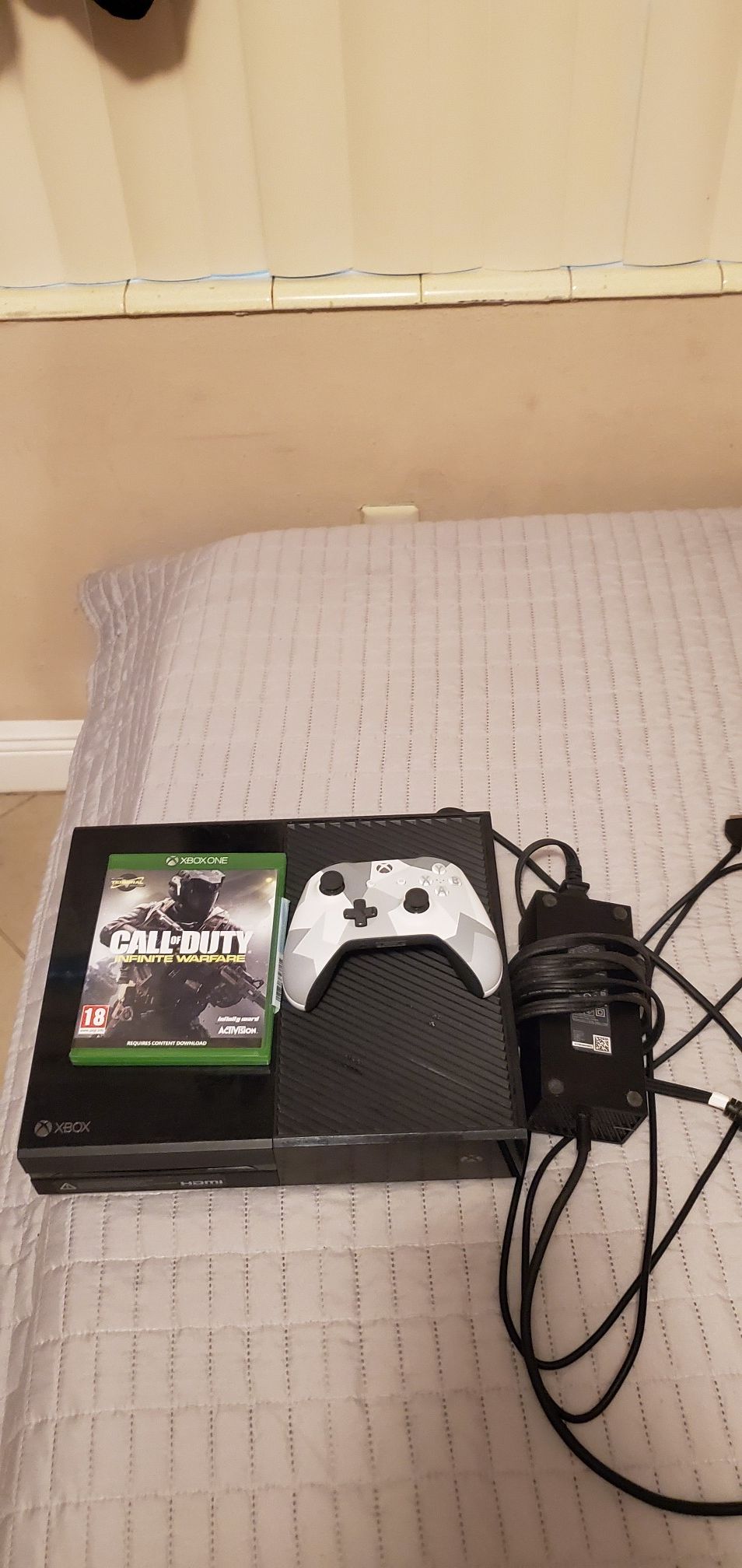 XBOX ONE 500GB