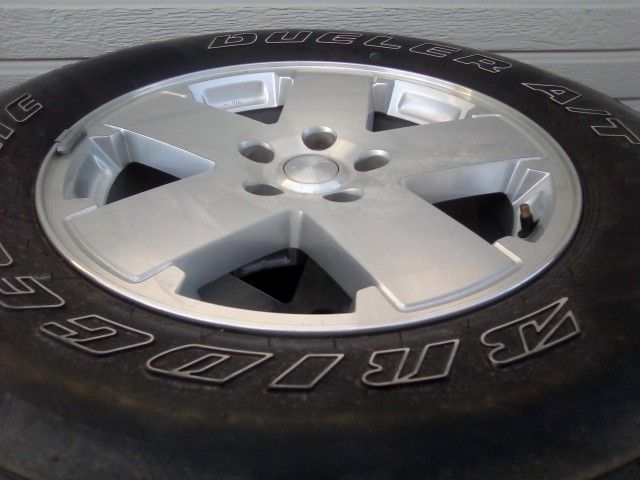 Jeep Wrangler Stock Rims With Size 255/70R18 Tires Used I'm Good Still Have A lot Of Thread In Tires Asking $250 Firm Puo On 59th Ave In Camelback