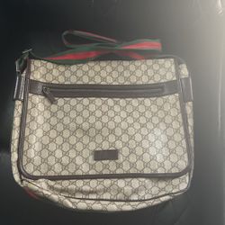AUTHENTIC GUCCI BAG FOR SALE