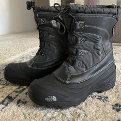 Like New North Face Snow Boots