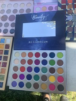Eyeshadow Pallets 