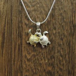 18 Inch Sterling Silver Two Tone Turtles Pendant Necklace