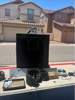 Grow tent with lights and accessories