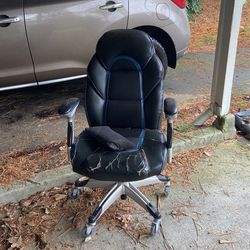 Free chair 