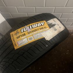 Tire  225 45 17