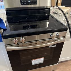 Frigidaire Electric Stove