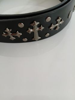 Cinturon negro con cruces