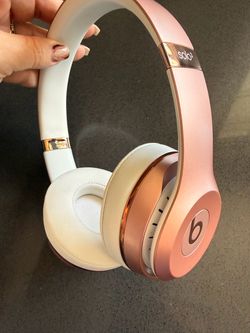 Beats Solo3 Wireless Headphones Rose Gold