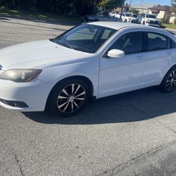 2012 Chrysler 200,, S Series,,,($3,900)