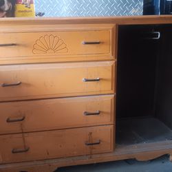 Dresser With Missing Wardrobe Door