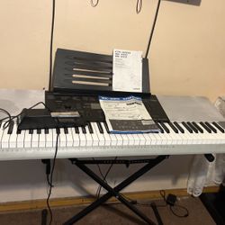 Casio Keyboard CTK-4200