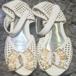 Girls' Sandals Peep Toe Princess Dress Flat Sandal Butterfly Casual Summer Shoes Toddler/Little Kid/Big Kid

