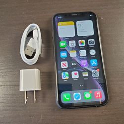 iPhone Xr - UNLOCKED - Like New  
